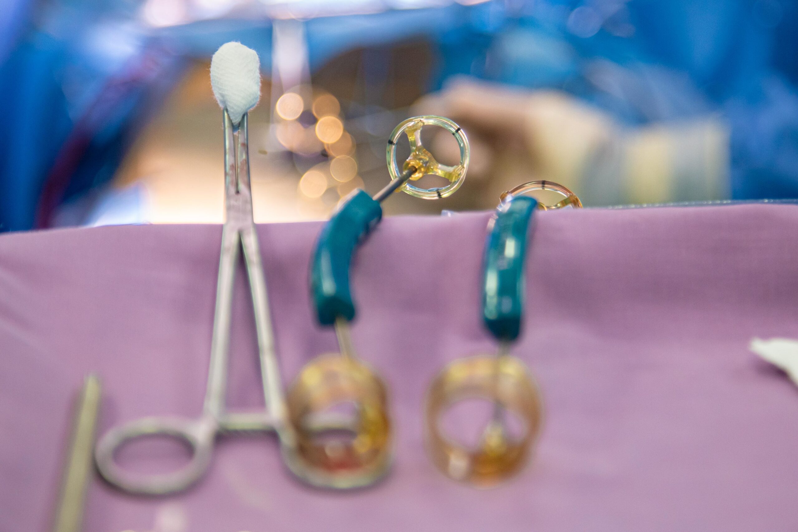 Instrumentar operatie de reparare valva aortica