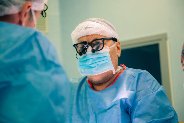 Dr